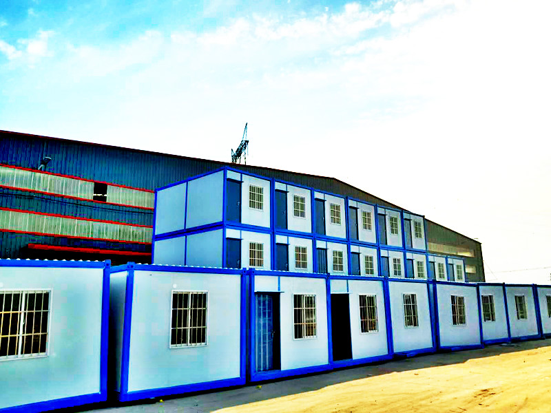 租集裝箱活動(dòng)房?jī)r(jià)格?集裝箱板房如何安裝?