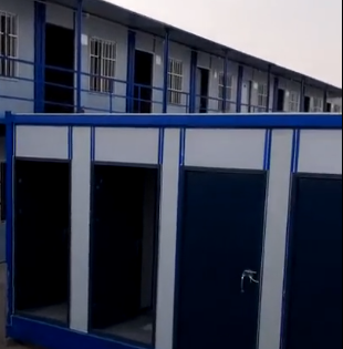 大興新機(jī)場(chǎng)上海建工項(xiàng)目40間宿舍安裝完成