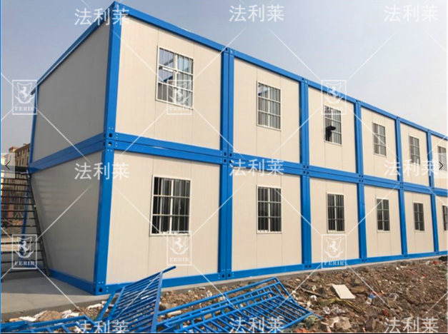 集裝箱活動房介于活動板房與集裝箱房之間，安裝流程