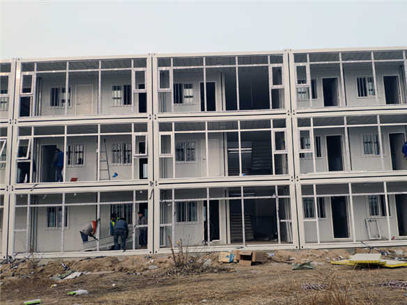 知道哪有舊的集裝箱賣嗎？想買個舊的集裝箱？