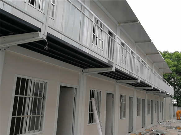 12米集裝箱多少錢一個(gè)？3米×9米集裝箱房屋多少錢？